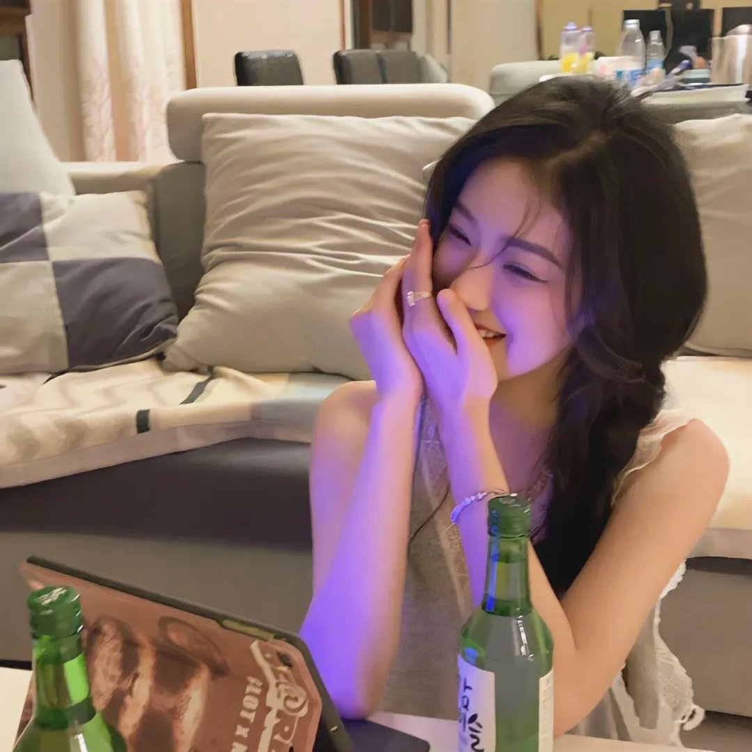 顶流爱豆抄袭被举报，投资人震怒，短时间内引热议